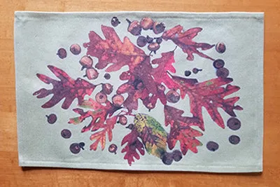 Acorns and Fall Leaves Small Runners