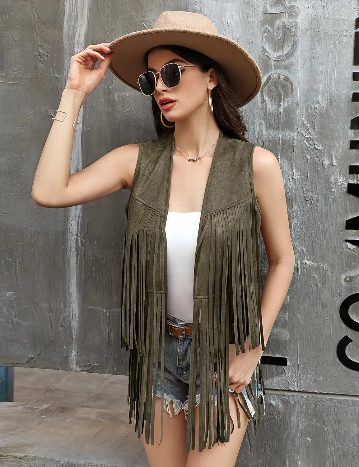 KOJOOIN Women's Fringe Vest 70s Hippie Faux Suede Rivets Sleeveless Fringe Jacket Army Green M
