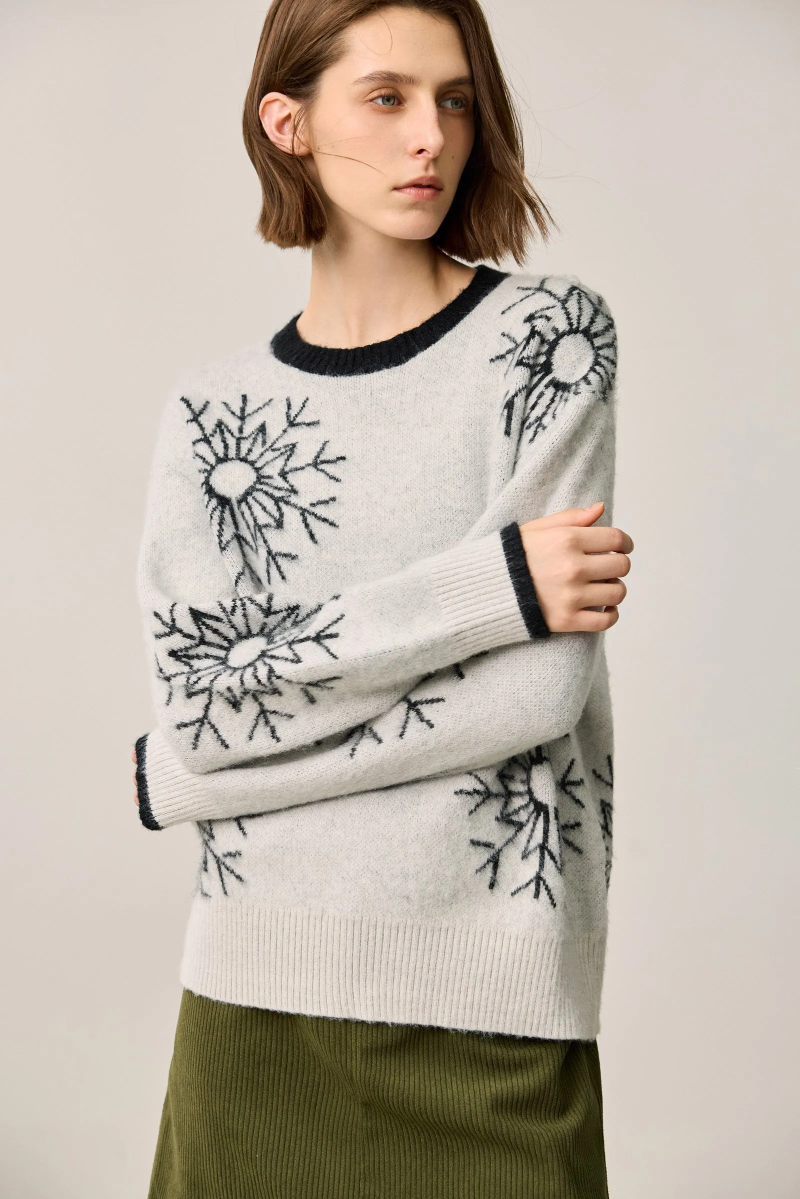 LILY Snowflake Pullover Crewneck Sweater