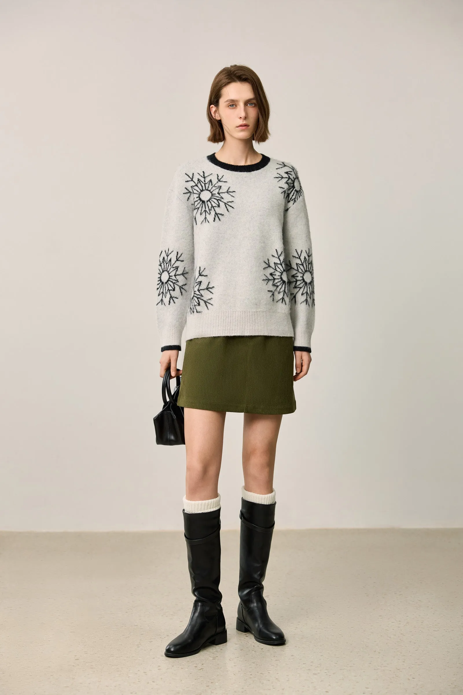 LILY Snowflake Pullover Crewneck Sweater