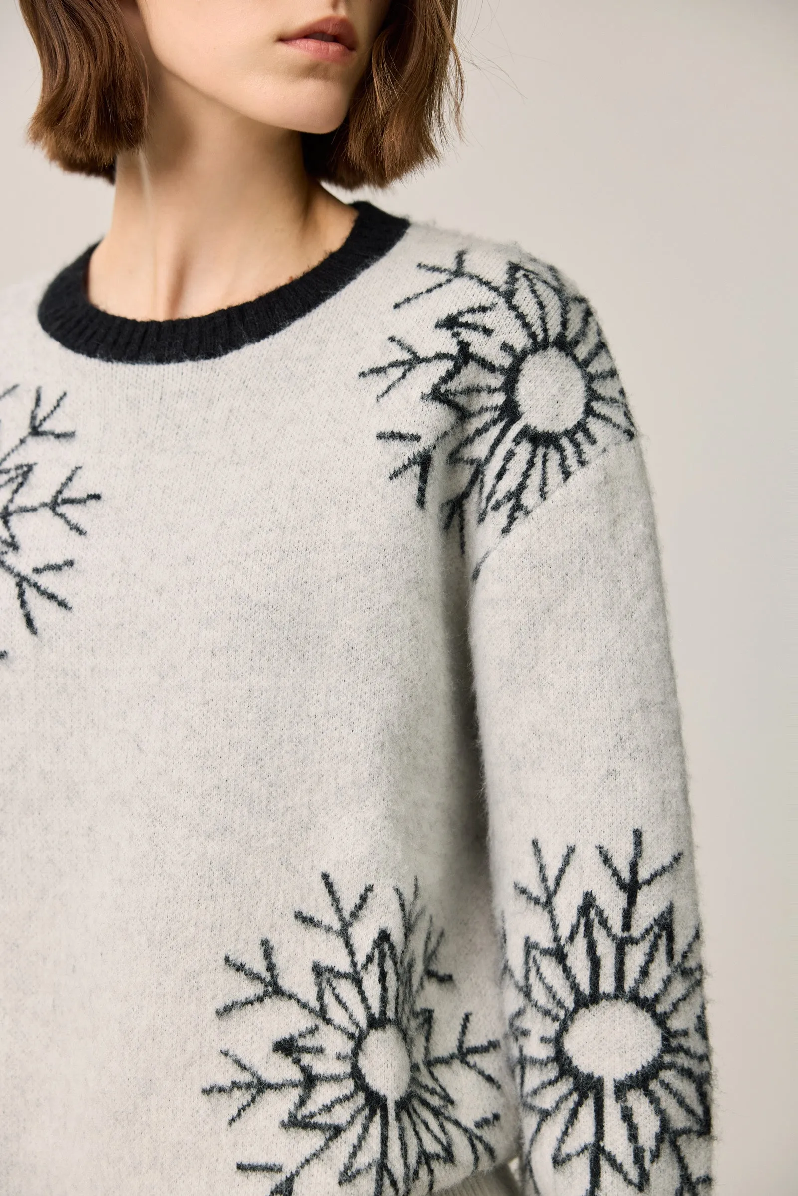 LILY Snowflake Pullover Crewneck Sweater