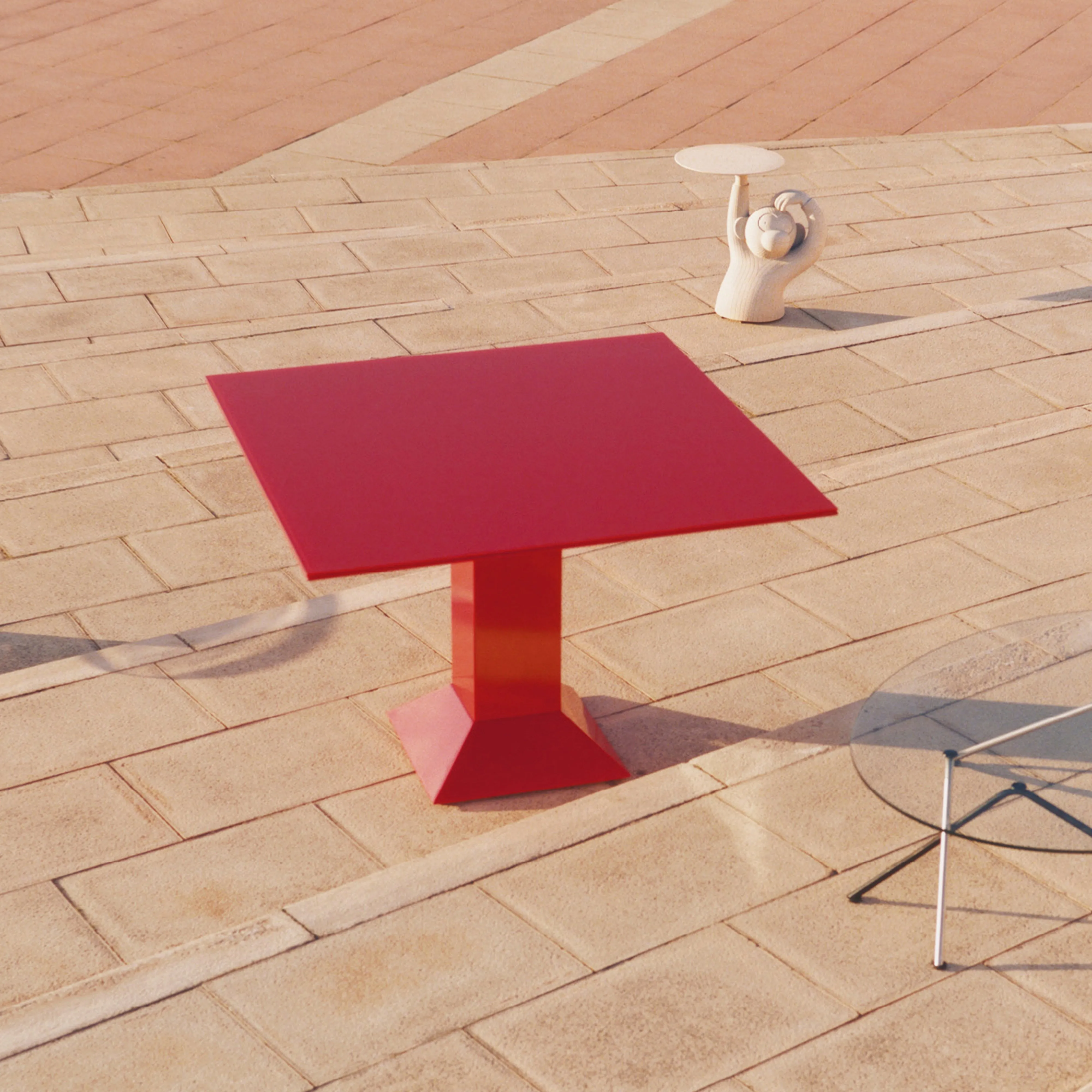 Mettsass Table