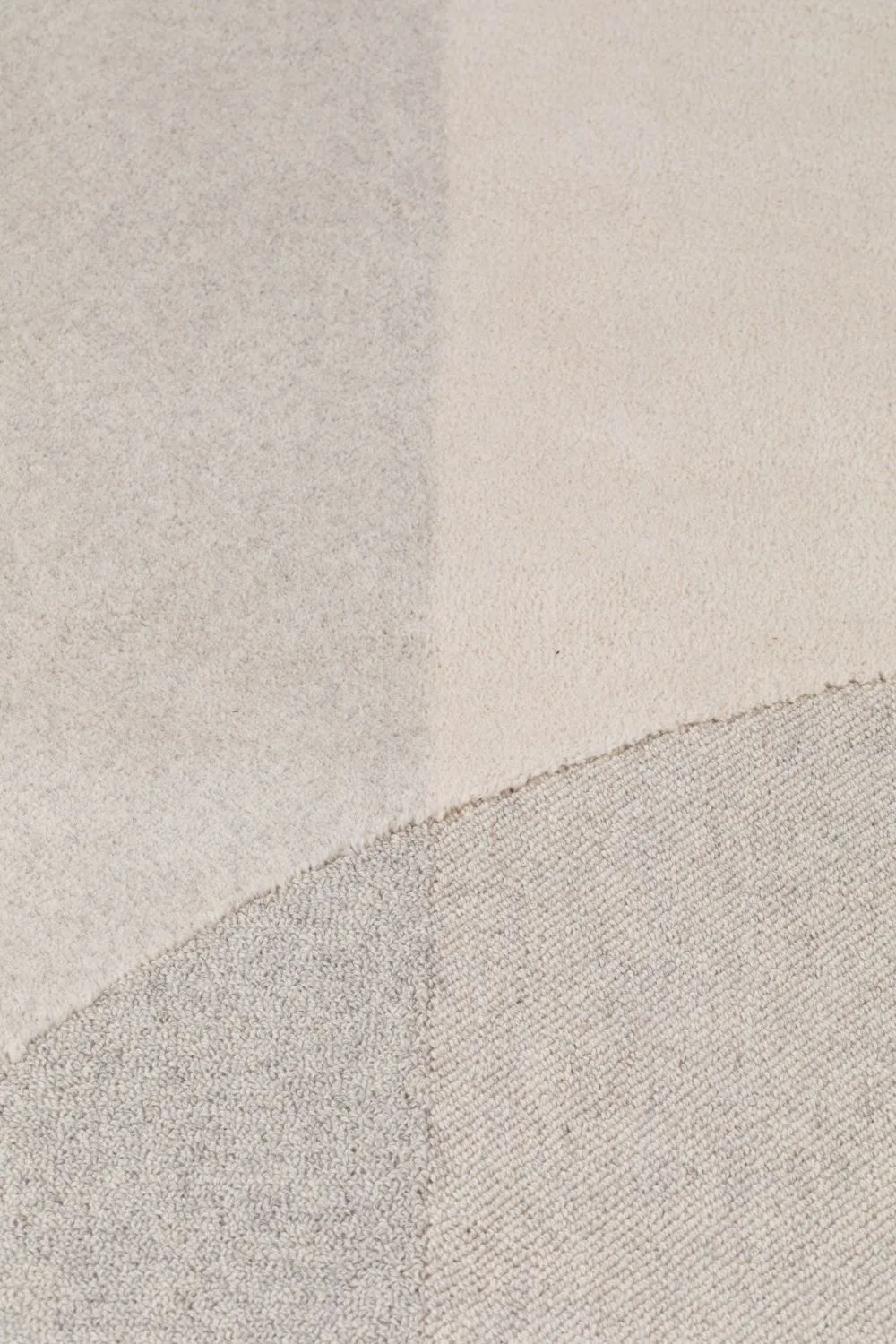 Natural Gray Area Rug 6'5" x 10' | Zuiver Dream