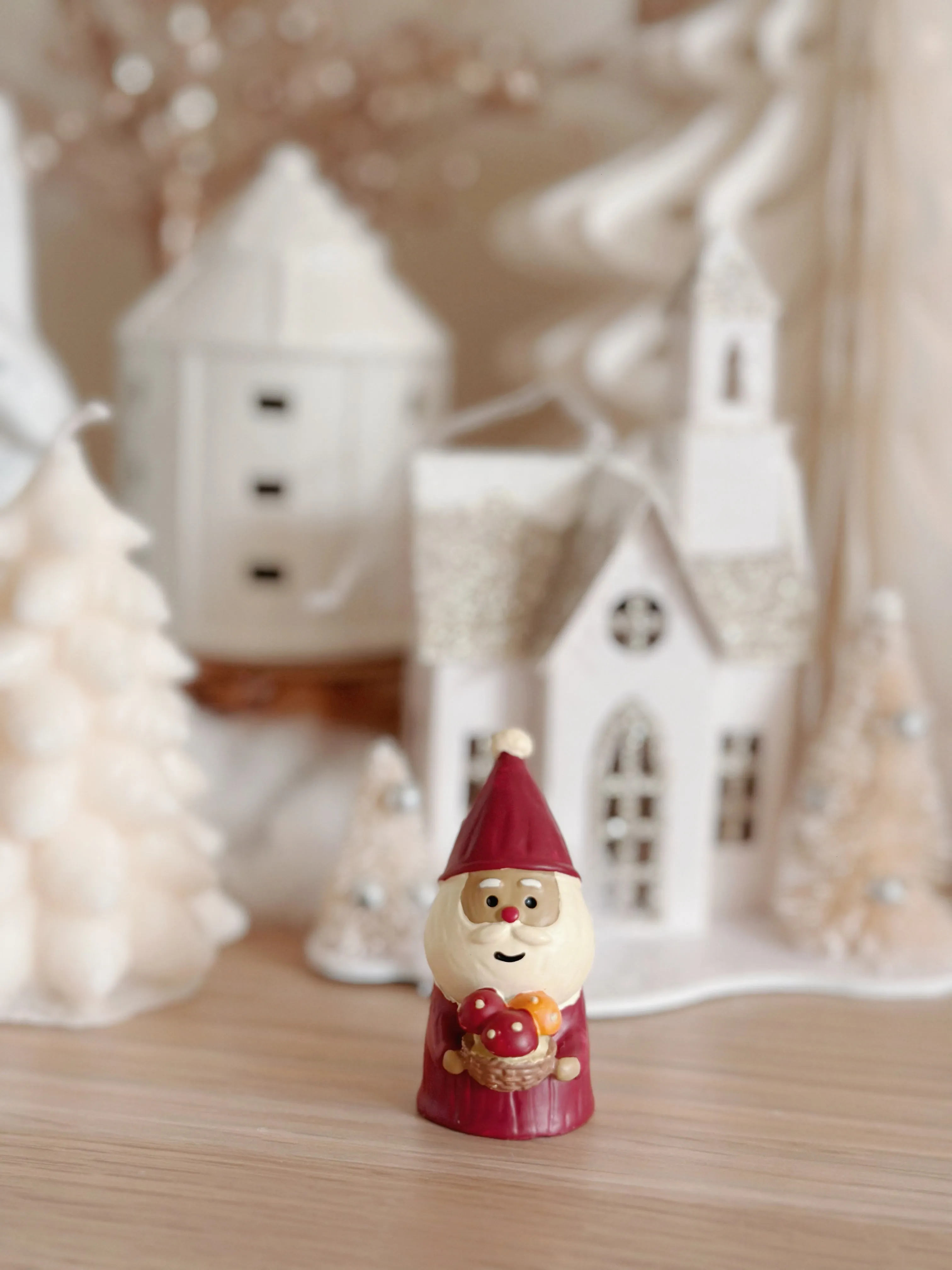Vintage Noel Melody: Resin Christmas Mini Critter Collection (9 options)